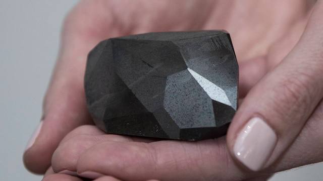 Самый большой в истории натуральный черный бриллиант продают за $7 млн |  Журнал Robb Report
