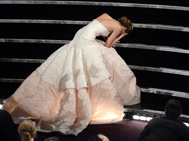 Дженнифер Лоуренс в платье Christian Dior на 85-й церемонии вручения премии «Оскар»