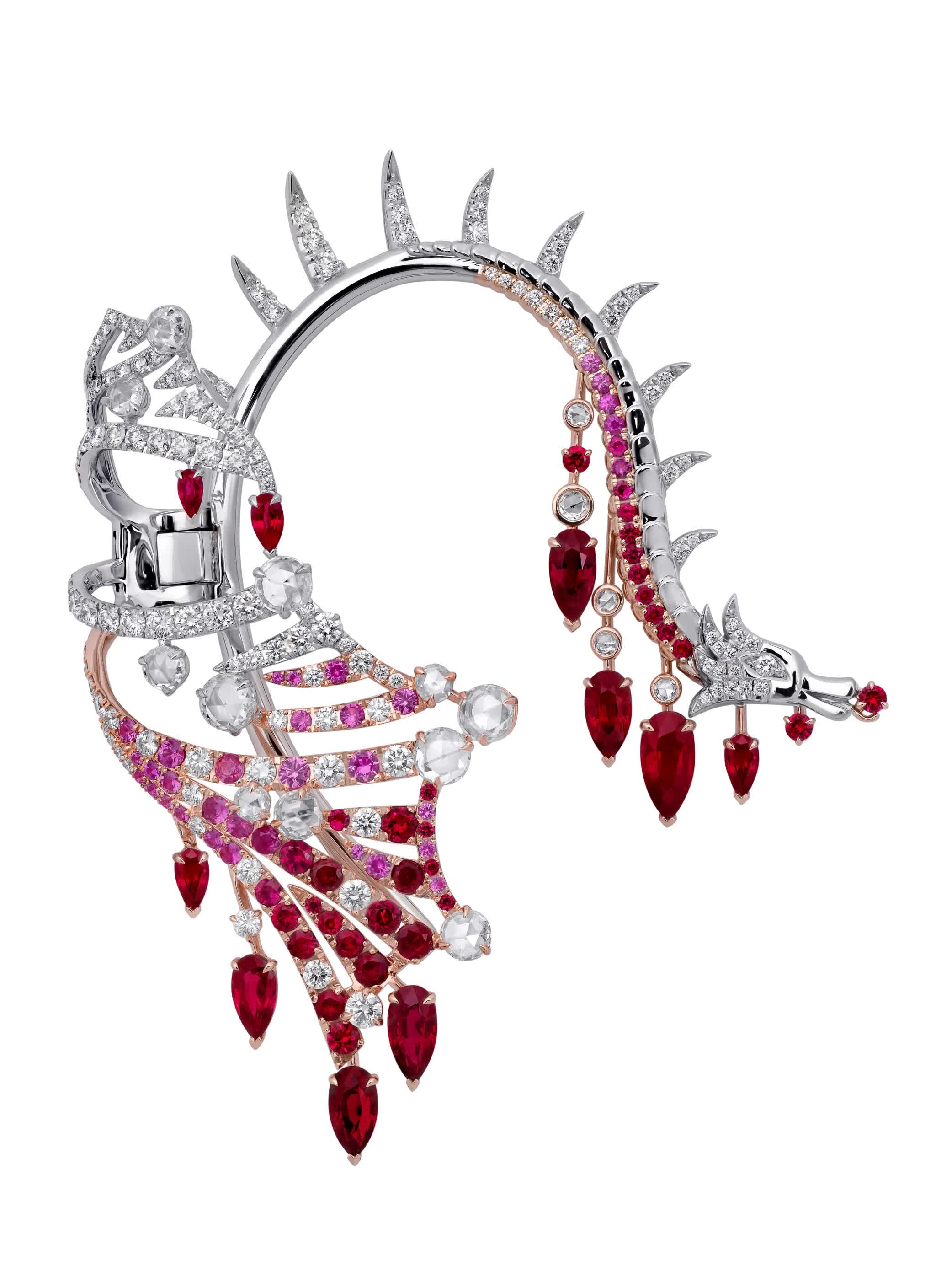 Украшение Fabergé x «Игра престолов» из белого и розового золота с рубинами и бриллиантами в виде дракона