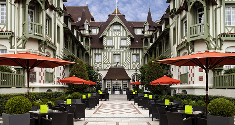 29 апреля заново откроется обновлённый Hôtel Barrière Le Normandy Deauville