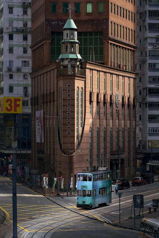 Двухэтажный общественный транспорт, несмотря на его непрактичность, до сих пор распространён в Гонконге Двухэтажный общественный транспорт, несмотря на его непрактичность, до сих пор распространён в Гонконге