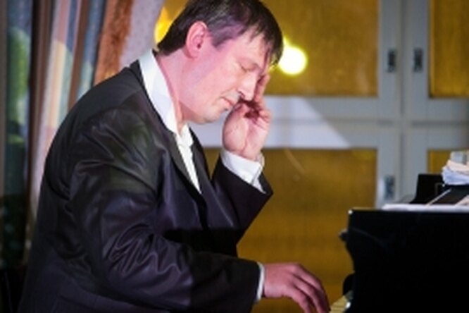Пианист Борис Березовский выступил на открытии эклектик-фестиваля «От барокко до рока» в Москве