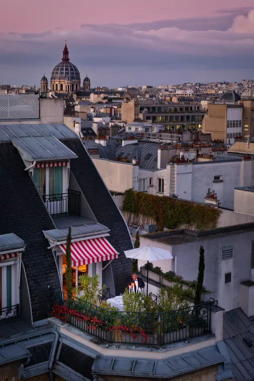 Ресторан Epicure, день всех влюбленных в Париже Ресторан Epicure, день всех влюбленных в Париже