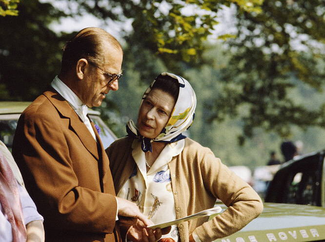 Елизавета II и принц Филипп в 1982 году