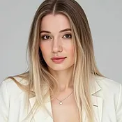 Ксения Петрова