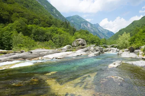 Кавказские Минеральные Воды будут идеальным местом, чтобы отогреться после холодной зимы и привести здоровье в порядок. Все, что необходимо для поездки на майские праздники