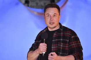 «Биткоину быть»: Илон Маск возобновит продажу Tesla за криптовалюту