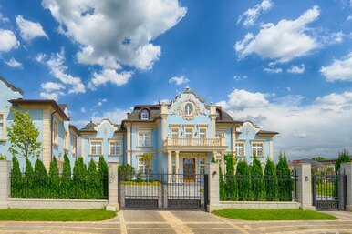 Айтишники вместо чиновников: кто скупает элитную недвижимость под Москвой