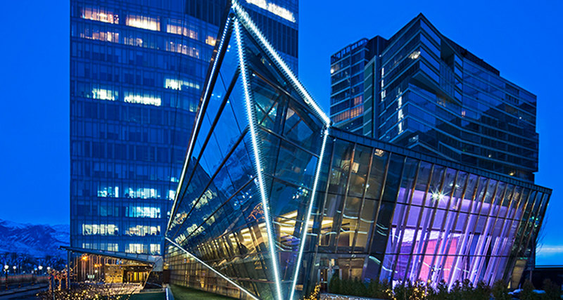 Весна в The Ritz-Carlton, Almaty