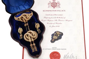 Драгоценности из коллекции сестры Елизаветы II уйдут с молотка на аукционе в Лондоне