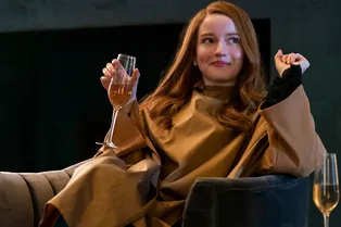 Анна Делви нашла новый способ нажиться на богачах Нью-Йорка и выпустила коллекцию NFT Анна Делви нашла новый способ нажиться на богачах Нью-Йорка и выпустила коллекцию NFT