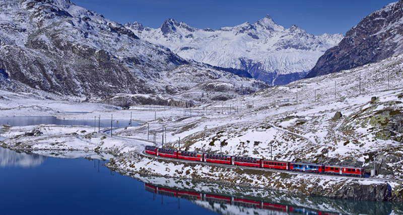 Через альпийские луга на Bernina Express