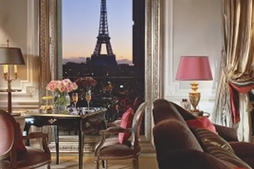 Hotel Plaza Athénée Paris