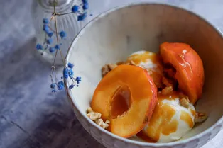 Абрикосы, клубника, малина: где есть блюда с сезонными фруктами в ресторанах Моcквы