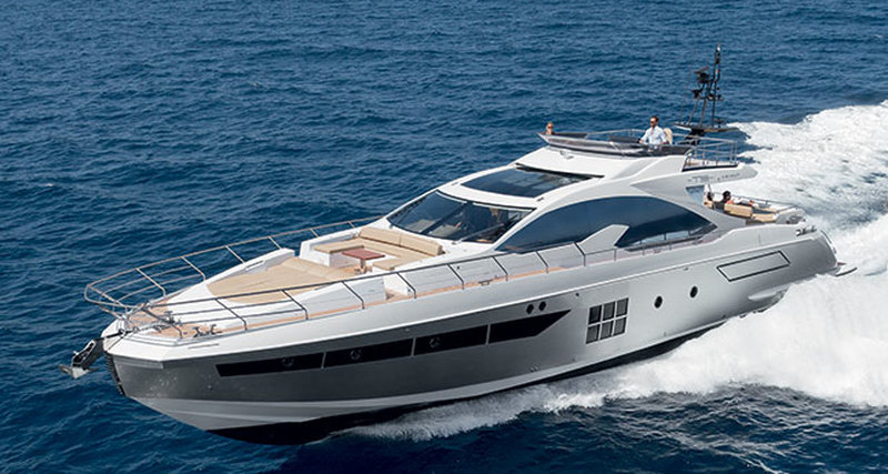 Azimut Yachts спустили на воду обновленную высокотехнологичную моторную лодку 77S
