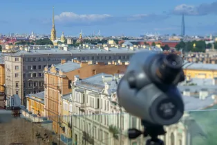 Ночь в городе-музее: номер в историческом отеле с видом на Адмиралтейский шпиль