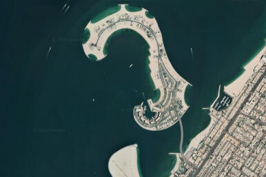 Маленький участок земли с песком в Дубае продали за рекордные $34 млн. И вот как это вышло