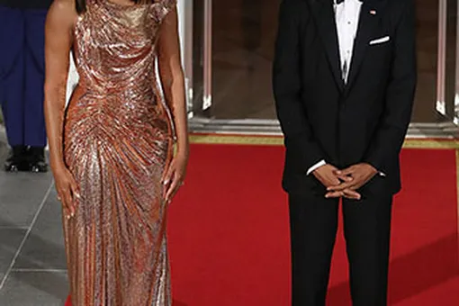 Мишель Обама в Atelier Versace на прощальном ужине в Белом Доме