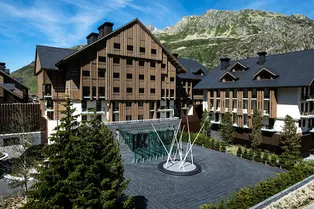 Двухэтажный суит отеля The Chedi Andermatt отлично подходит для семей с детьми