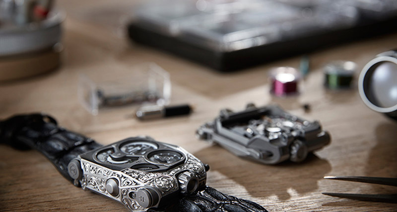 Urwerk EMC Pistol с ручной гравировкой Флориана Гюллерта