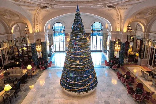 Hotel de Paris Monte-Carlo празднует Новый 2017 год вместе с ювелирным домом Chopard