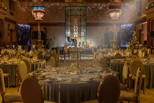Сказочная новогодняя ночь 2026 в отелях Москвы Сказочная новогодняя ночь 2026 в отелях Москвы