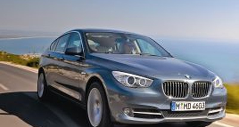 Автомобили года