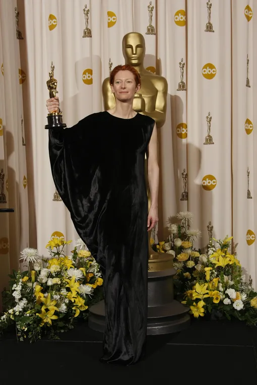 Тильда Суинтон в платье Lanvin на премии «Оскар» в 2008 году