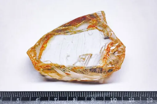 В России нашли самый крупный за последние 10 лет алмаз