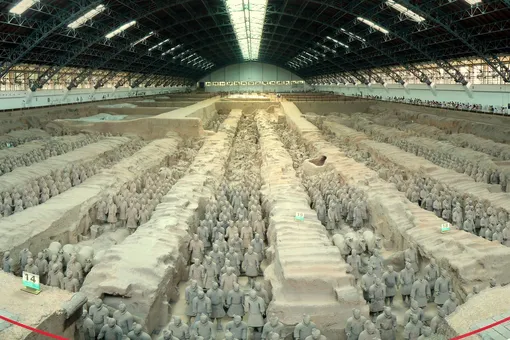 Найдены сокровища в мавзолее первого императора Китая