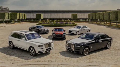 Автомобили Rolls-Royce
