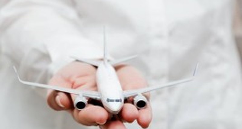 Британская компания Charters Luxury ltd., специализирующаяся на индивидуальных заказах частных самолётов и эксклюзивном сервисе в воздухе, открывает представительство в Москве