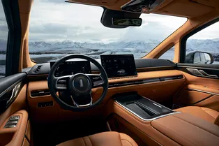 Топ-3 минивэна 2026: взгляд изнутри