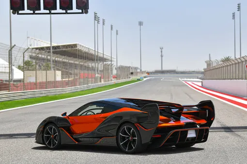 Посмотрите на «величайшую в мире коллекцию McLaren», которую чудом спасли от «уничтожения» Посмотрите на «величайшую в мире коллекцию McLaren», которую чудом спасли от «уничтожения»