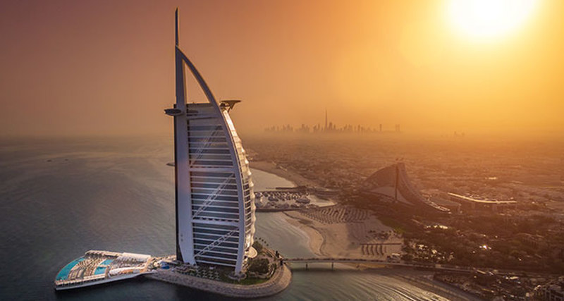 Burj Al Arab Jumeirah открывает роскошную террасу на воде