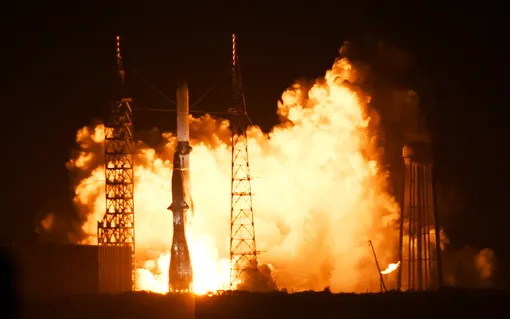 Первый полет ракеты New Glenn Первый полет ракеты New Glenn