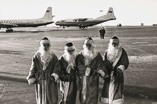 Предновогодние онлайн-торги от аукционного дома Vladey: скульптуры, картины, фото Предновогодние онлайн-торги от аукционного дома Vladey: скульптуры, картины, фото