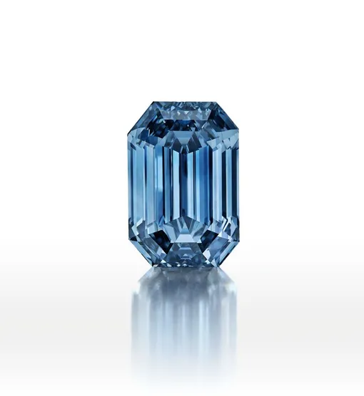 De Beers Cullinan Blue — самый крупный из голубых бриллиантов, когда-либо выставлявшихся на аукцион