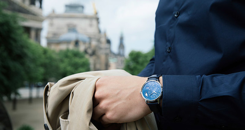 Glashütte Original отмечает лето всеми оттенками синего