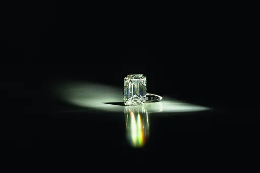 Кольцо Darvol с 10-каратным бриллиантом огранки «эмеральд»