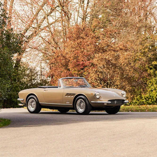 Любую Ferrari 1960-х годов