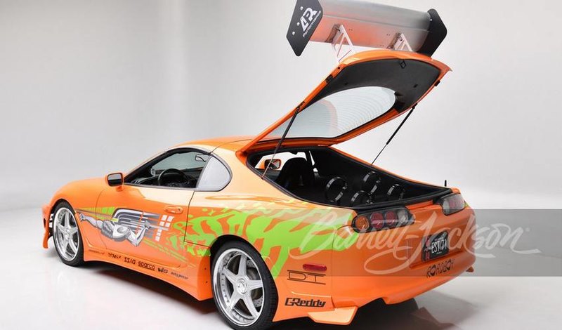 Игрушка toyota supra