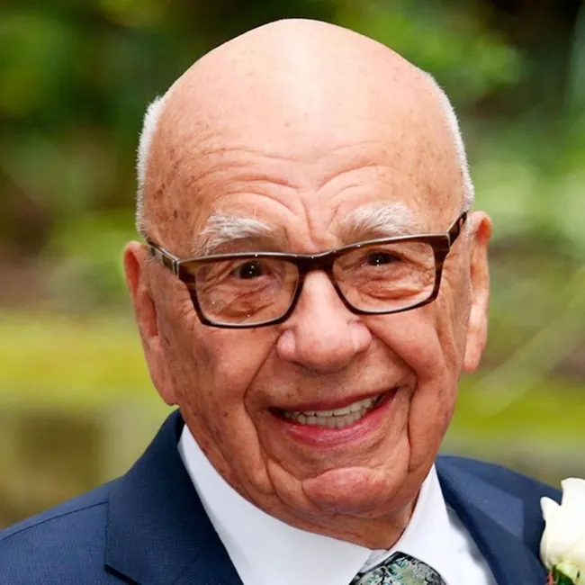 Попытка №5: 91-летний миллиардер нашел новую любовь вскоре после четвертого развода