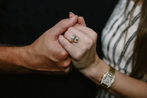 Помолвочное кольцо Тейлор Свифт от Artifex Fine Jewelry Помолвочное кольцо Тейлор Свифт от Artifex Fine Jewelry