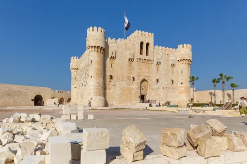 Цитадель Кайт-бей построена на руинах Александрийского маяка — одного из семи чудес света