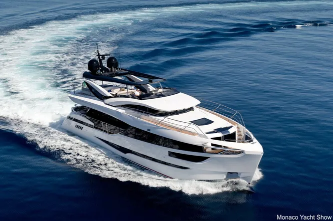 Kalliente (Dominator Yachts)