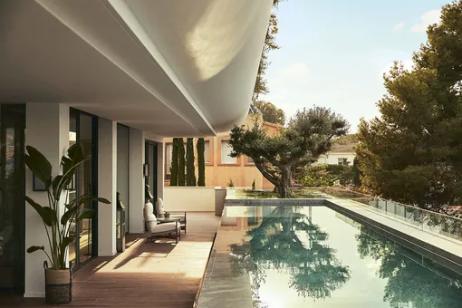 Новая Villa Alma в SHA Spain — трёхэтажная резиденция для всей семьи с частным спа-комплексом Новая Villa Alma в SHA Spain — трёхэтажная резиденция для всей семьи с частным спа-комплексом