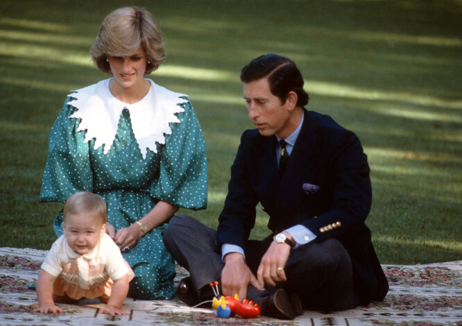 Принцесса Диана, король Карл III и принц Уильям в 1982 году