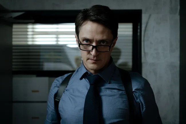 Топ-6 сериалов в феврале: детективы, триллеры, дорамы и психологические драмы