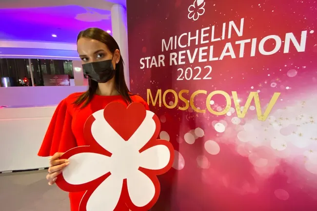 Рестораны со звездами «Мишлен» в Москве в 2024 году: адреса, меню и цены